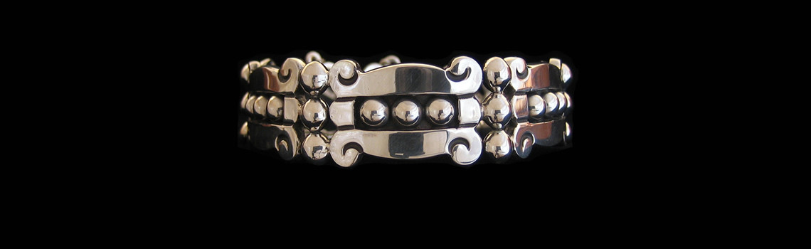 Slider – Pre-Columbian Design Bracelet by Maestro Jose Luis Flores