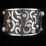 Veronica Ruffo Original Design Sterling Silver & Freshwater Pearls Bangle Bracelet