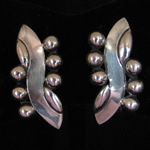 Hector Aguilar, Taller Borda, Vintage .940 Silver Screwback Earrings